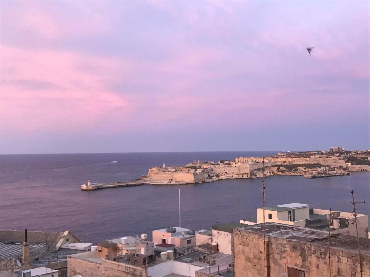 Sea View Large Valletta Appartment エクステリア 写真